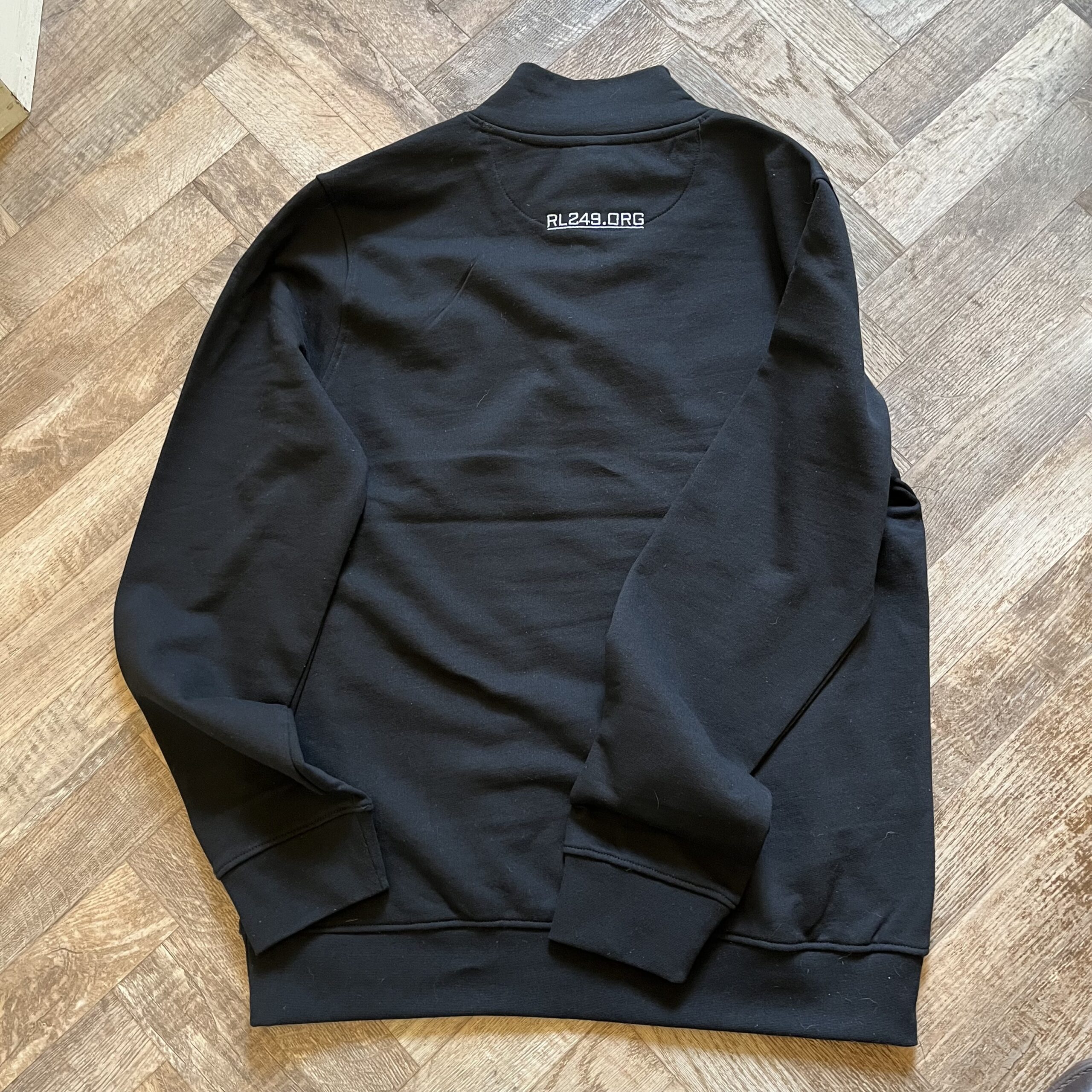 Intruder 1/4 Zip Sweatshirt - Black - Image 3